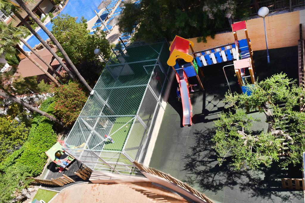 Aparthotel Sunclub サロウ エクステリア 写真