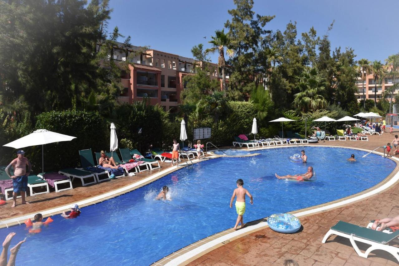 Aparthotel Sunclub サロウ エクステリア 写真